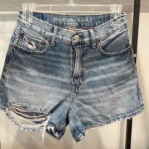 American eagle shorts!